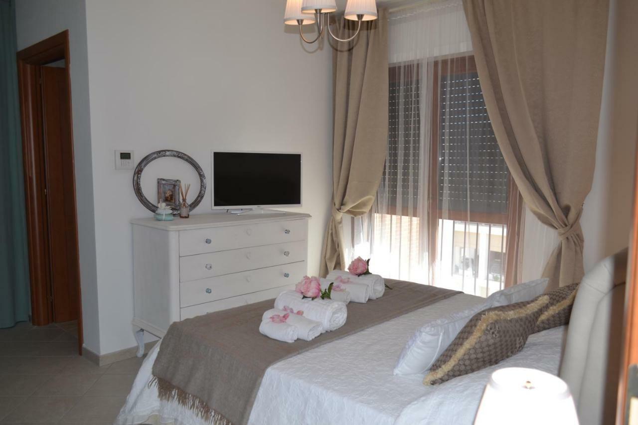Airport & Fair Suite Apartments Fiumicino Exteriör bild