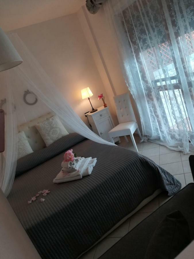 Airport & Fair Suite Apartments Fiumicino Exteriör bild